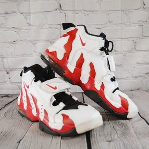 NIKE DEON SANDERS SHOES (PRE-OWNED)